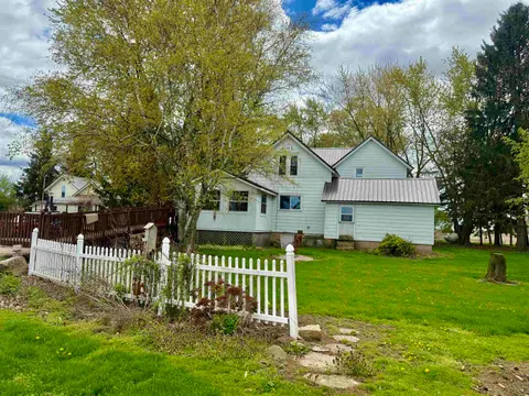 2298 W Hayes Road, Ithaca MI 48847 photo 3