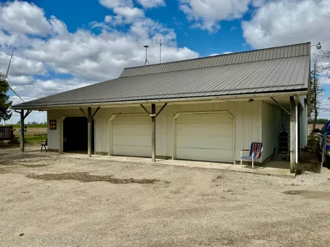 2298 W Hayes Road, Ithaca MI 48847 photo 5