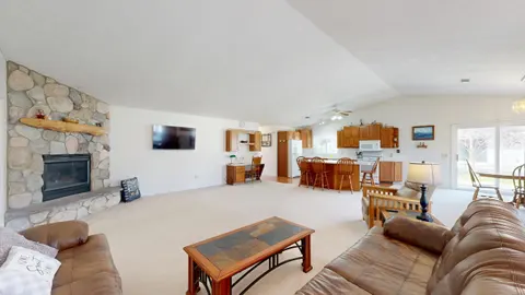 1239 Clubhouse Drive, Lake Isabella MI 48893 photo 4