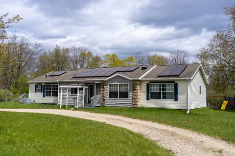 464 N Rolland Road, Weidman MI 48893 photo 2