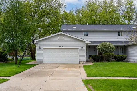 1604 E Gaylord Street, Mount Pleasant MI 48858 photo 1