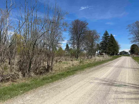 KNA Surfwood Drive, Standish MI 48658 photo 3