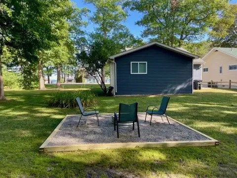 399 N Huron # 40, Au Gres MI 48703 photo 3