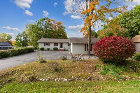 1132 Clubhouse Drive, Lake Isabella MI 48893 photo 5