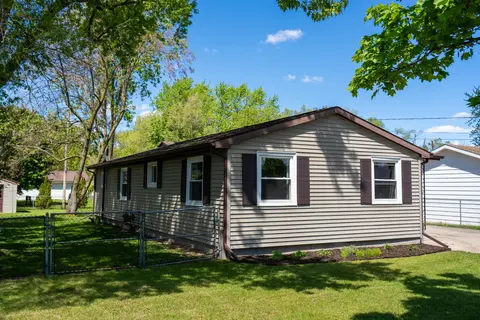 1608 Fessenden Avenue, Mount Pleasant MI 48858 photo 2
