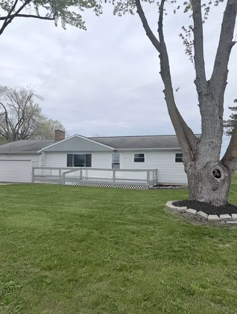 965 E Remus Road, Mount Pleasant MI 48858 photo 1