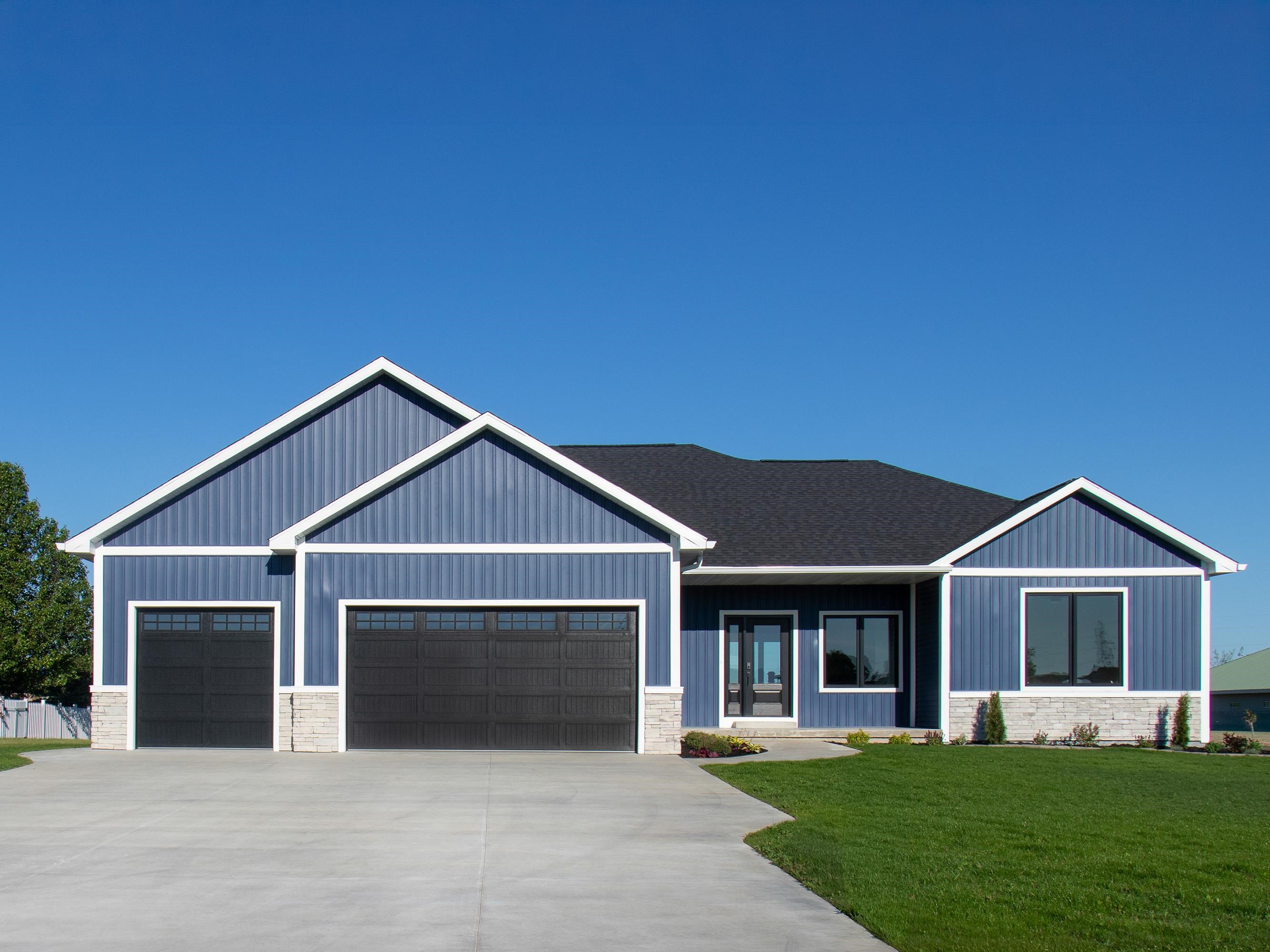 2816 W Crossroads Drive # 9, Bay City MI 48706-2397 photo 1