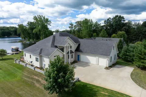 1107 Bundy Drive, Lake Isabella MI 48893 photo 4