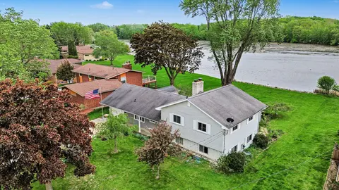 937 Riverview Drive, Alma MI 48801 photo 1