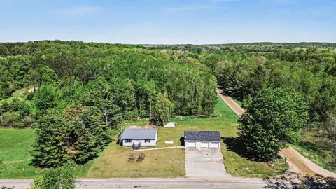 7032 N Woodruff Road, Weidman MI 48893 photo 3