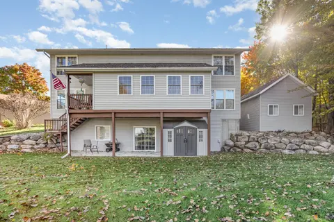 1057 Crown Point Drive, Lake Isabella MI 48893 photo 3