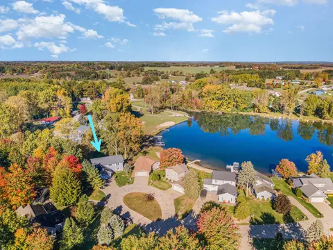 1057 Crown Point Drive, Lake Isabella MI 48893 photo 4