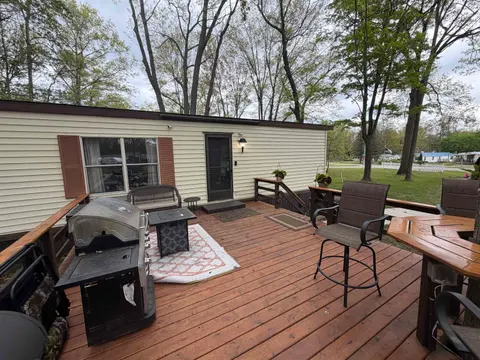 2245 Edgewood, Farwell MI 48622 photo 4