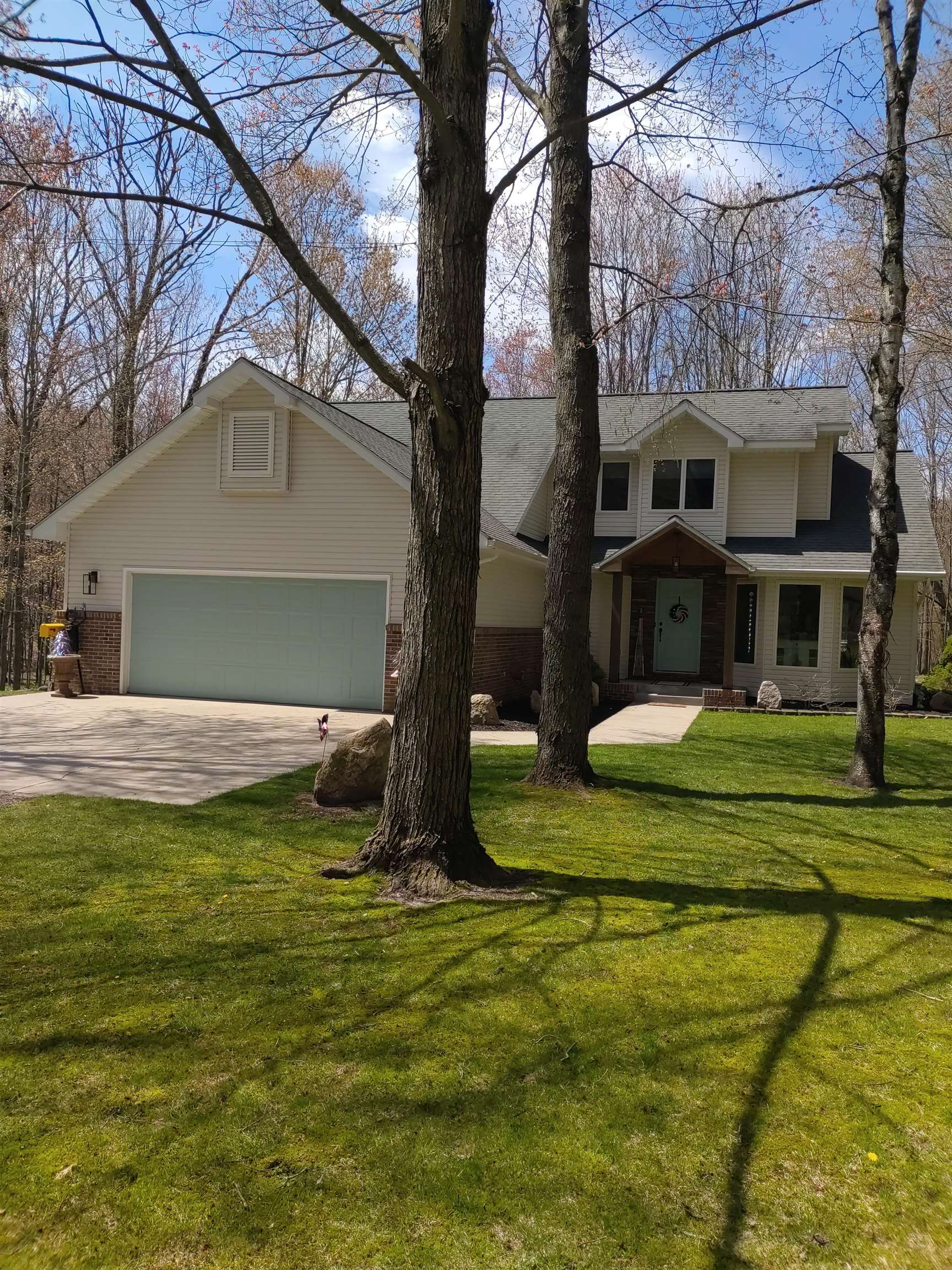5490 Oak, Farwell MI 48622 photo 1