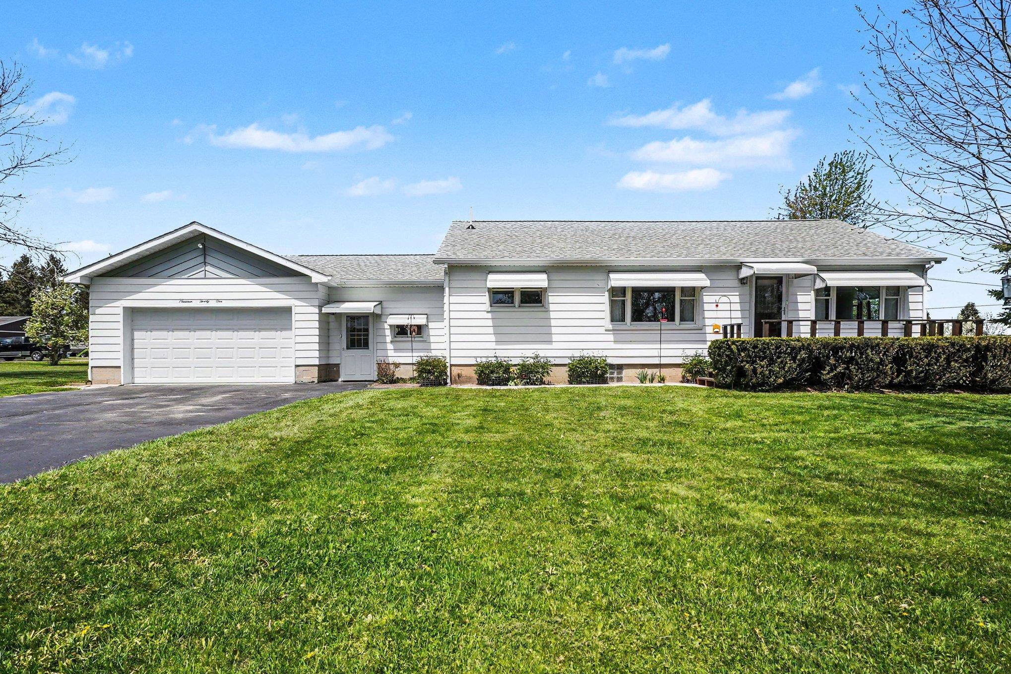 1921 N Huron Road, Tawas City MI 48763 photo 1