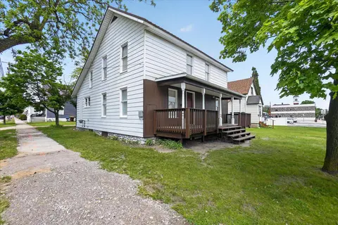 301 Gratiot Avenue, Alma MI 48801 photo 2