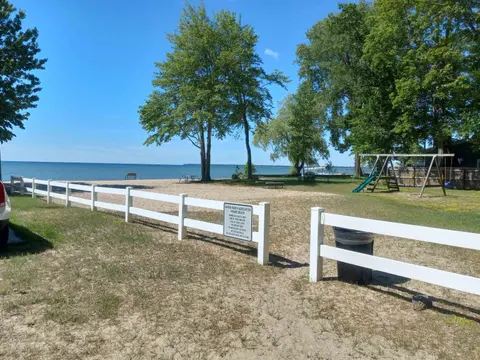 4144 E Anne Street, Au Gres MI 48703 photo 2