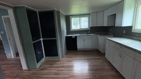 125 N Chippewa, Shepherd MI 48883 photo 4