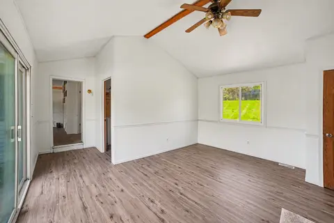 2457 E Ludington Drive, Clare MI 48617 photo 4