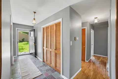 2071 E Ludington Avenue, Clare MI 48617 photo 3