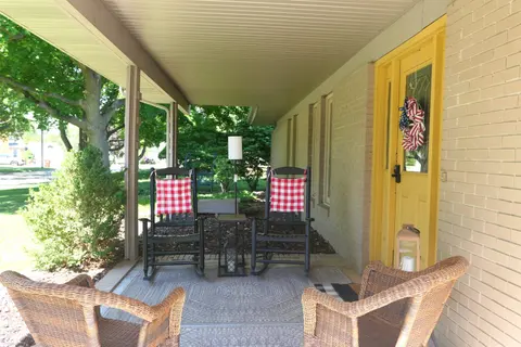 1006 Falkirk Road, Alma MI 48801 photo 3
