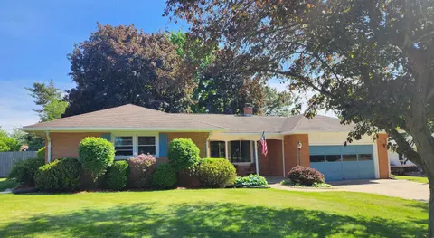 540 Fairlane Drive, Alma MI 48801 photo 1