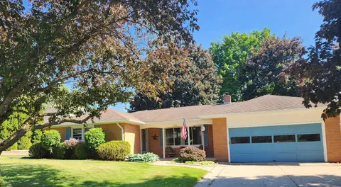 540 Fairlane Drive, Alma MI 48801 photo 2
