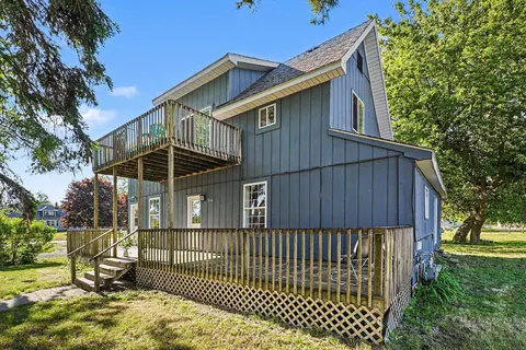 214 W 2nd Street, Pinconning MI 48650 photo 2