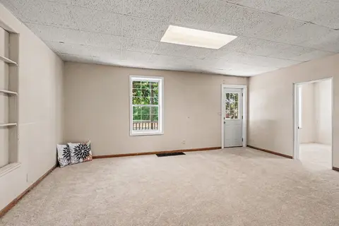 214 W 2nd Street, Pinconning MI 48650 photo 4