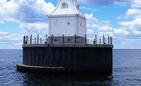00 Gravelly Shoal Lighthouse, Saginaw MI 48703 photo 4