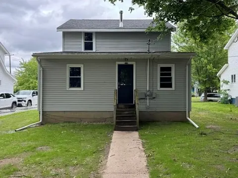 1004 S Kinney Avenue, Mount Pleasant MI 48858 photo 2
