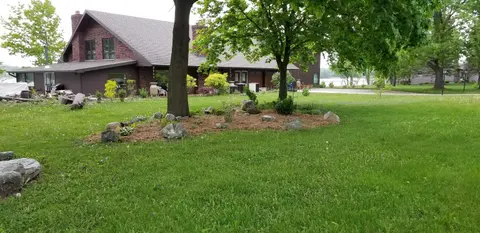 1084 Clubhouse Drive # 174, Lake Isabella MI 48893 home for sale