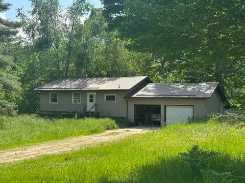 7816 W Vernon Road, Lake MI 48632 photo 2
