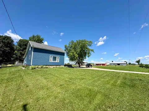 4275 N Vandecar Road, Weidman MI 48893 photo 2