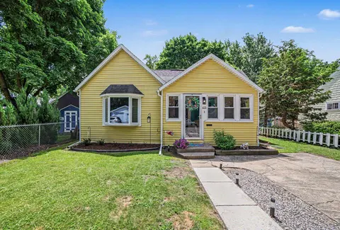 406 E May Street, Mount Pleasant MI 48858 photo 2