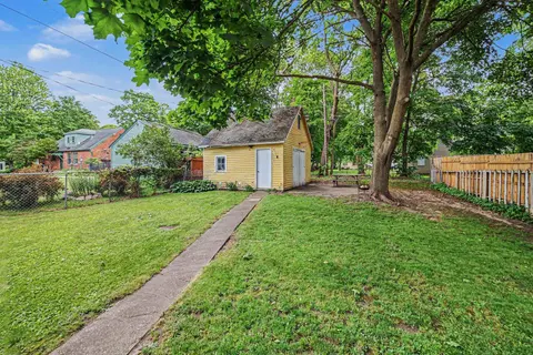 406 E May Street, Mount Pleasant MI 48858 photo 3