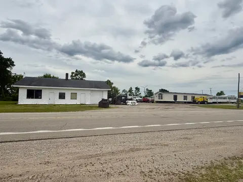 505 W Saginaw Street, Breckenridge MI 48615 photo 5