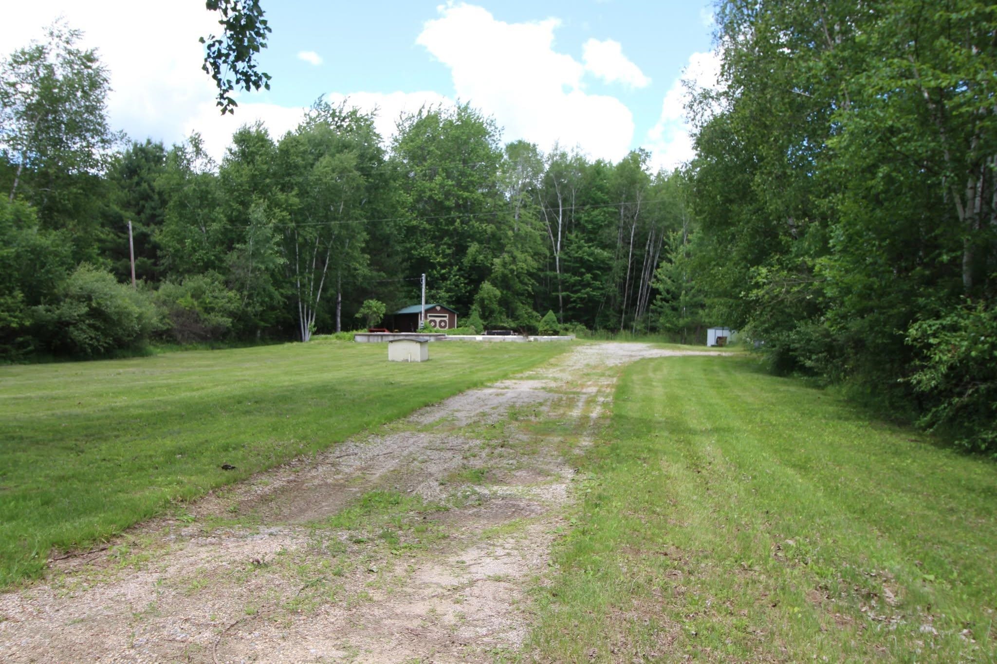 11571 E Deerfield Road, Shepherd MI 48883 photo 1