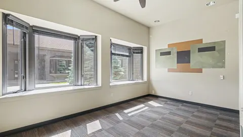 842 W Warwick Drive, Alma MI 48801 photo 4