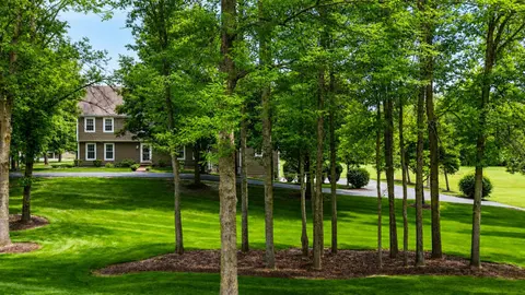 608 E Bluegrass Road, Mount Pleasant MI 48858 photo 4