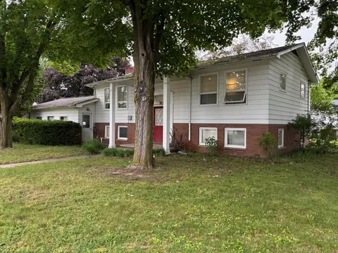 250 Purdy Drive, Alma MI 48801 photo 2