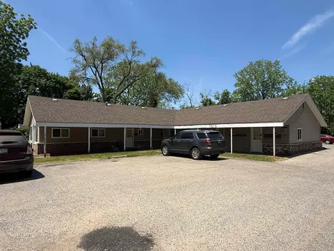 1019 E Broadway Street, Mount Pleasant MI 48858 photo 2