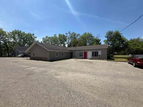 1019 E Broadway Street, Mount Pleasant MI 48858 photo 4
