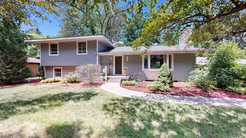 614 W Meadowbrook # 10, Midland MI 48640 photo 3