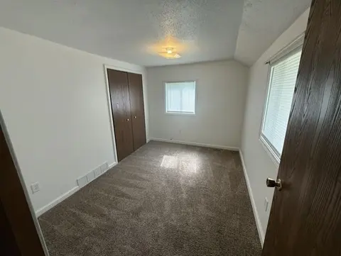 744 Saint Johns Street, Ithaca MI 48847 photo 3