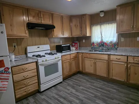 6053 NW Mill, Riverdale MI 48877 photo 4