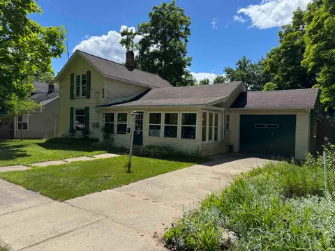 225 N Hayes Street, Farwell MI 48622 home for sale