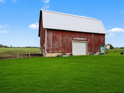 6596 W Washington Road, Ithaca MI 48847 photo 3