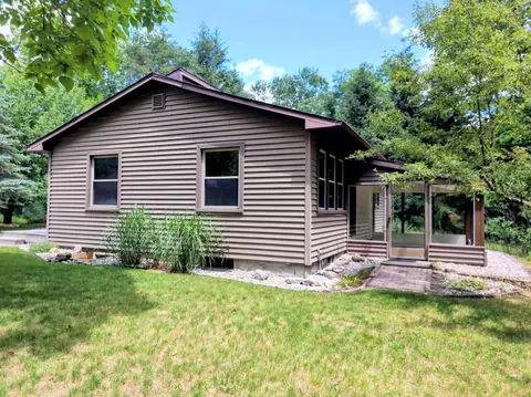 3602 S Winn Road, Mount Pleasant MI 48858 home for sale