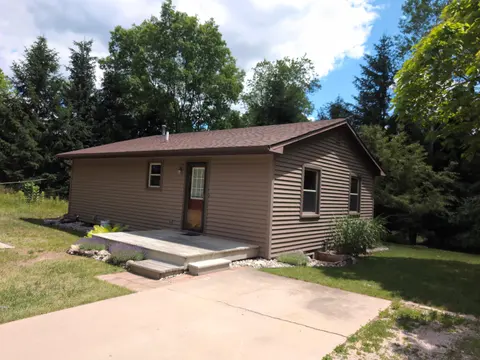 3602 S Winn Road, Mount Pleasant MI 48858 photo 4